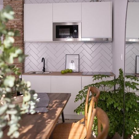 Apartamento Junto A Hospital Real Apartment Granada Exterior photo
